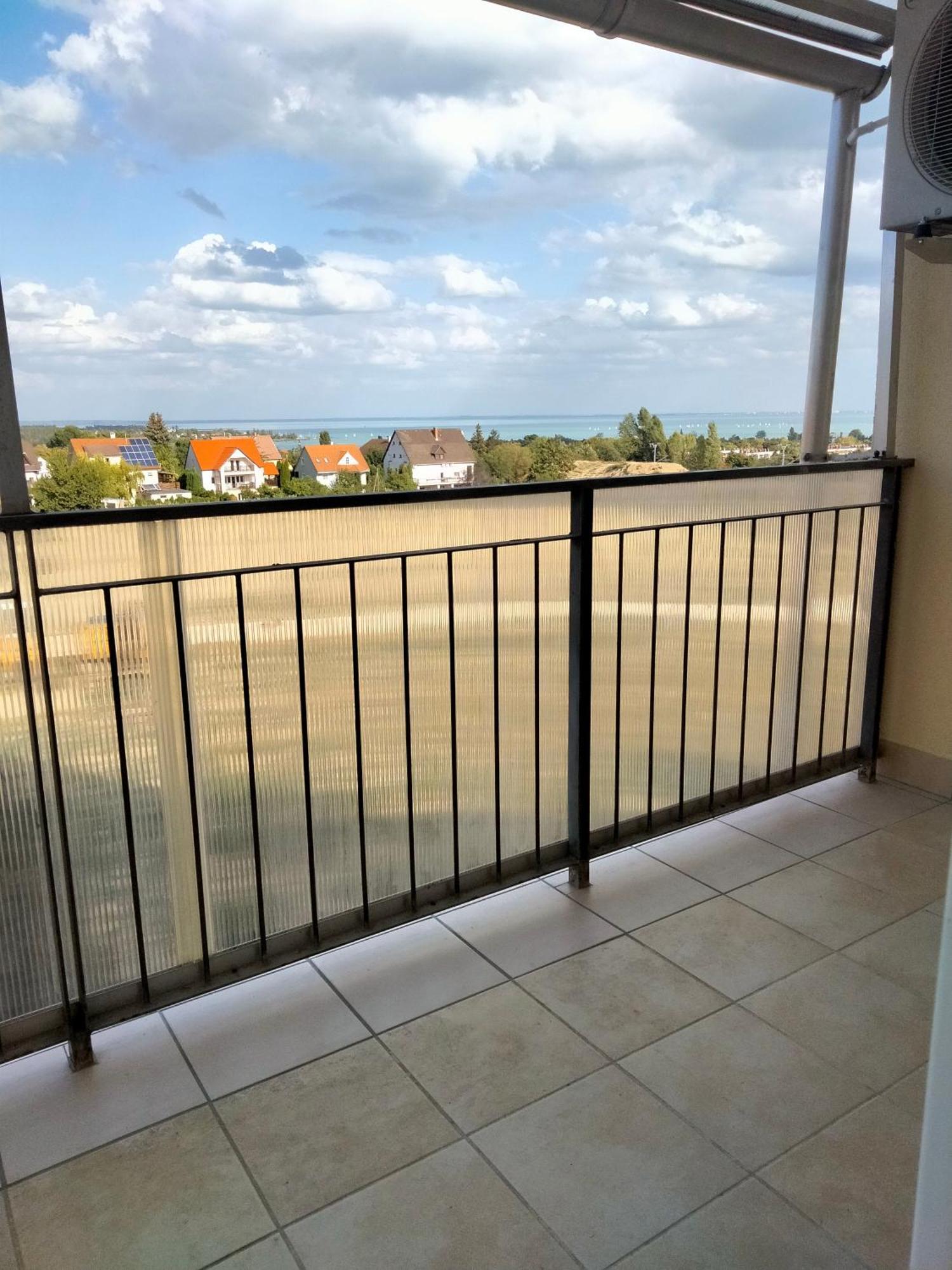Wildflower Apartment Balatonfured Exterior photo